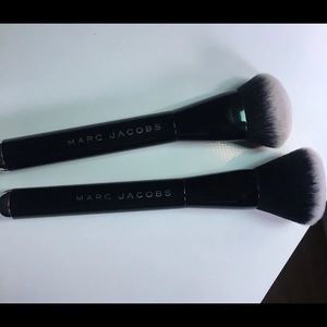 MARC JACOBS BUNDLE BRUSH
